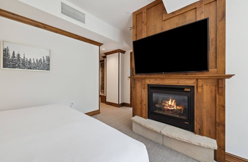 Downtown Resort | Studio/Residence, Aspen-Core, Hot Tub-Heated pool!