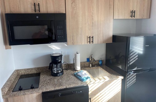 Averill Farms Apartment | Studio with kitchen and steps from beach access steps in Melbourne Beach Florida