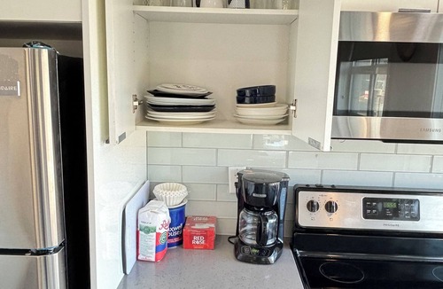 East Village Apartment | Stunning 2 Bedroom Apartment 206