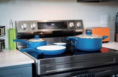 Cleveland Apartment | Stunning 2BR-1BR Apt+mins to Zoo & D/T+HD Projector