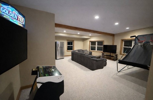 Homerville Cabin | Stunning Log Cabin on 65 Acres with a new swimming pool