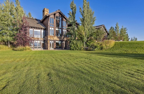 Driggs House | Stunning Luxury Home With Incredible Views