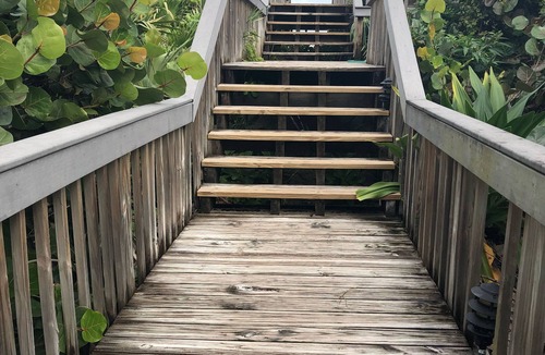 Stuart Condo | Stunning Oceanfront View 2BR Heated Pool steps to Beach & Tiki Bar Resort Access