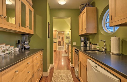 South Hero House | Stunning South Hero Home on Lake Champlain w/View