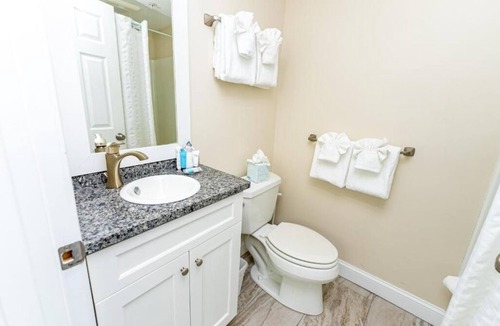 West Harwich Resort | Stunning Studio Suite at The Edgewater Beach Resort