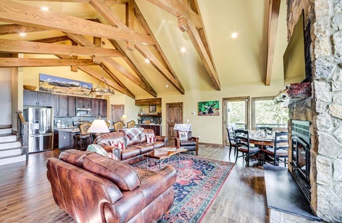 Grand Lake House | Stunning Unobstructed Lake & Mountain Views, Hot Tub, In-Town, 1 mile to RMNP