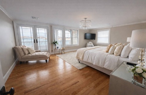 Hyannis House | Stunning waterfront with sandy beach & dock walking distance to top restaurants!