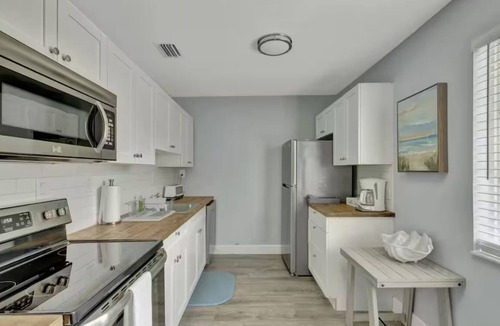 Indian River Estates Apartment | Stylish 1BR private balcony apartment on the intercostal w/Pool access