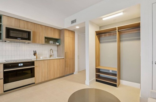 Downtown Miami Apartment | Stylish Downtown Miami Studio | Bay Views & Prime Location