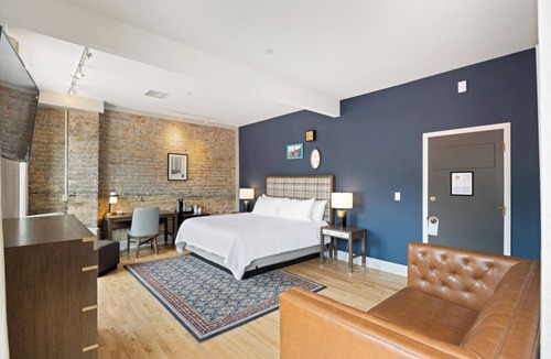 Glenwood Springs Hotel | Stylish Glenwood Getaway Near Riverwalk & Outdoor Recreation | 3 Units