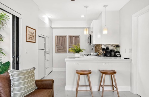 Beverly Heights Apartment | Stylish Studio Near Las Olas, Pvt Patio & Wi-Fi