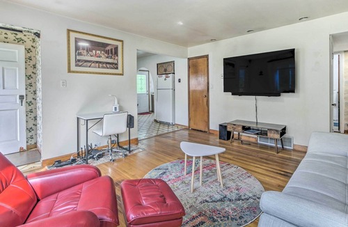 Mayfield Heights House | Suburban Home ~ 20 Mi to Downtown Cleveland!