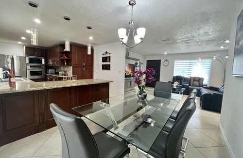 Miami Lakes House | Such as house with heated pool, near to parks and lakes