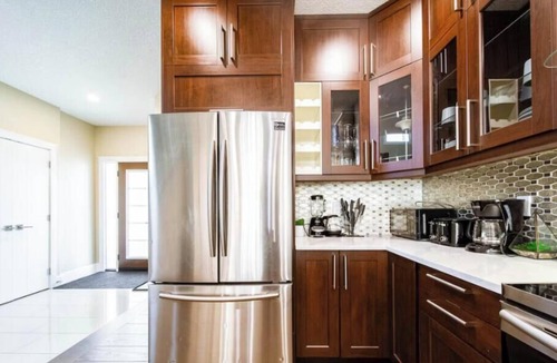 Mayfield House | Summer Haven-HotTub-FireTable-King Bed-BBQ-Sleeps8