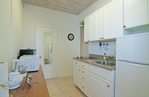 Palm Beach Condo | SUN-FILLED PENTHOUSE; WALK TO BEACH AND IN-TOWN; BEST UNIT IN THE BLDG!