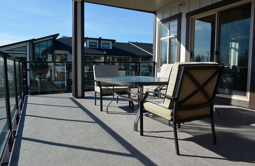 Yorkson Condo | Sunburst Haven