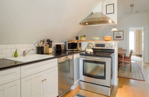 Old North End Apartment | Sunny 3BR on Battery Park, Steps to Church St