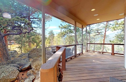 Estes Park House | Sunny Mountain Chalet with Views & Chief's Kitchen, River, Hot Tub, Bar, AC, Pet