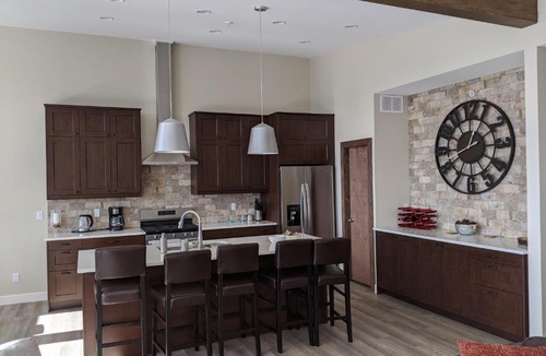 Silver Star Mountain House | Sunnyridge Retreat