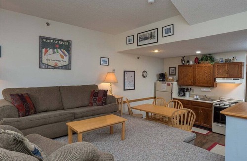 Sunday River Area Condo | Sunrise A-110: Ski-In/Ski-Out Sunday River Condo