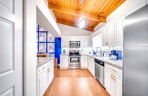 Delray Beach House | Sunset Haven w/Saltwater Pool, Arcade Mins to Beach
