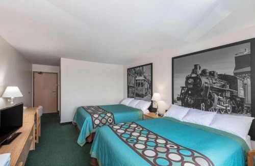 Moose Jaw Hotel | Super 8 by Wyndham Moose Jaw SK