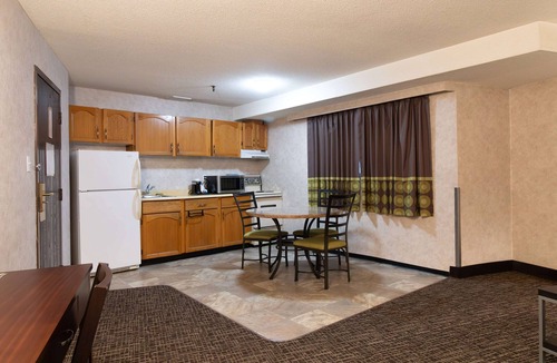 Prince George Hotel | Super 8 by Wyndham Prince George
