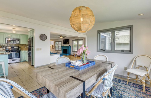 Malletts Bay Cottage | Swim, Boat & Explore! Lake Champlain Retreat!