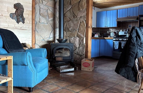 Taos House | Taos Sky - next to an adobe Chapel – romantic and cozy