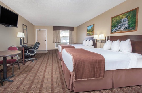 Medicine Hat Apartment | TC Motel