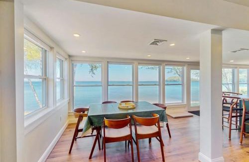 Malletts Bay House | Thayer Beach Lakehouse