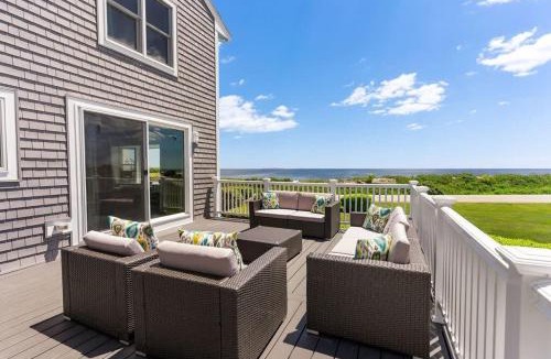 Rye Apartment | The 1A Escape Deck w Ocean Views Walk to Beach