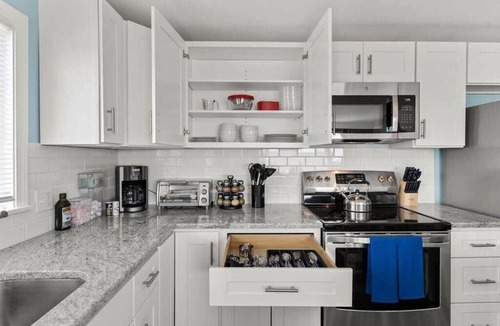 Rye Apartment | The 1A Escape | Ocean View | Walk to Beach