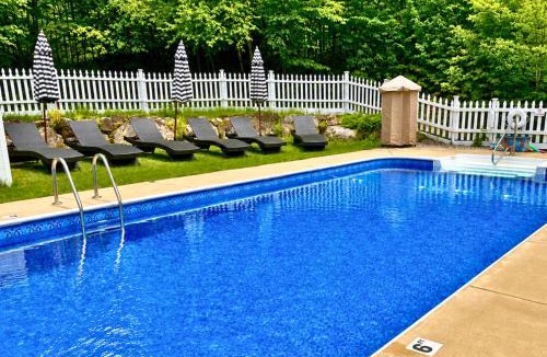 Bartlett Hotel | The Aurora Inn & Cottages