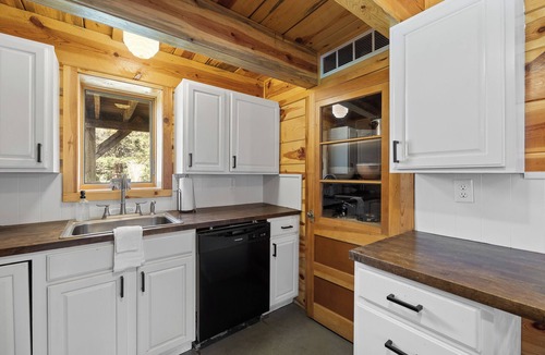 Keystone House | The Barn minutes from Mt Rushmore