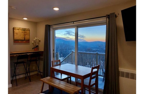 North Adams Apartment | The Bear’s Den @ America's Switzerland