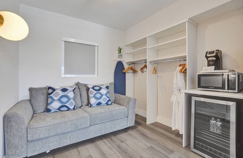 Galt Mile Apartment | The Botanica - Forest
