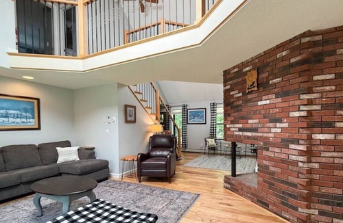Birch Hill House | The Check Inn | Close to Hiking, Rivers, Storyland