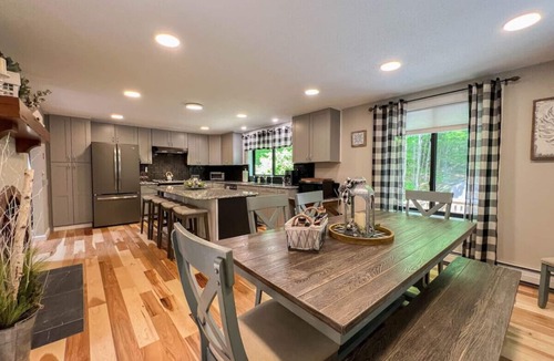 Birch Hill House | The Check Inn | Close to Hiking, Rivers, Storyland