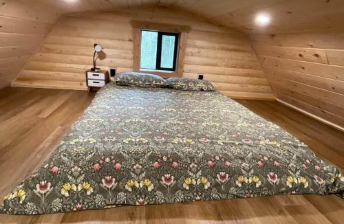 Division No. 11 House | The Cowboy cabin - Bear Creek Cabins