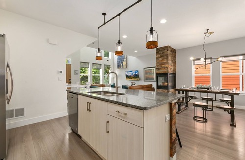 Old Town North House | The Cycle Haus - Rooftop Deck With Hot Tub & Views