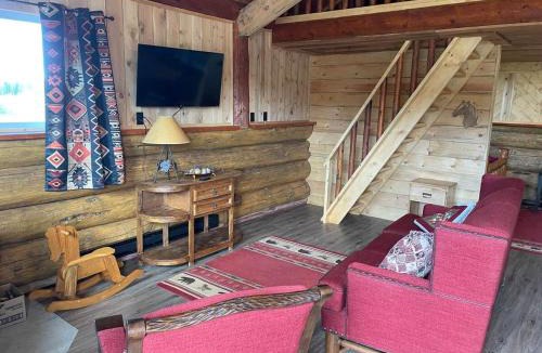 Division No. 11 House | The Deerview cabin - a part of Bear Creek Cabins