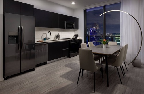 Downtown Miami Hotel | The Elser Hotel Miami