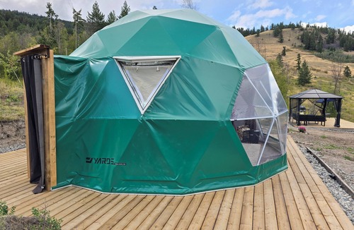 Okanagan-Similkameen RV Rental | The Emerald Dome