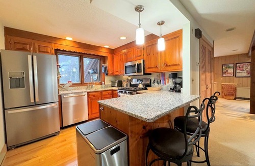 Bromley Mountain House | The Fabulous Ridges at Bromley!