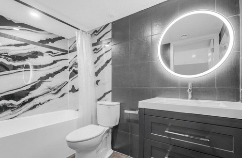 Spruce Grove House | The family Haven Suite
