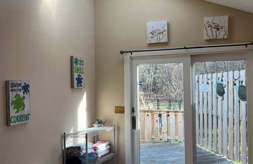West Wareham House | The Gateway Getaway! Spacious kid friendly home with HOT TUB in fabulous Wareham