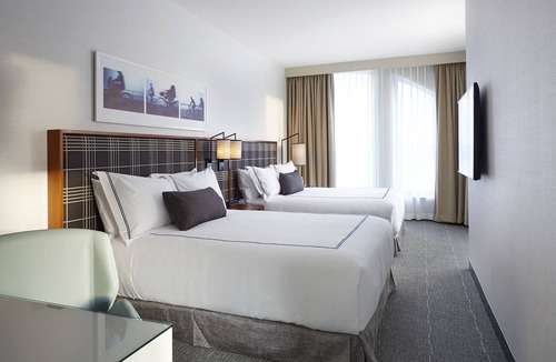 Downtown Boston Hotel | The Godfrey Hotel Boston