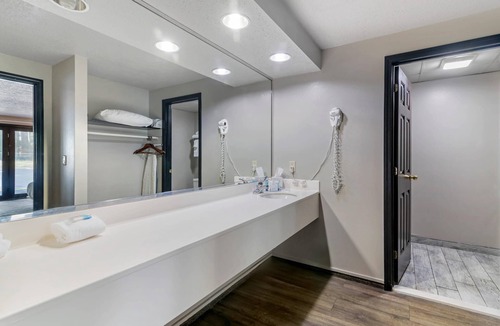 North Conway Hotel | The Green Granite North Conway, an Ascend Collection Hotel