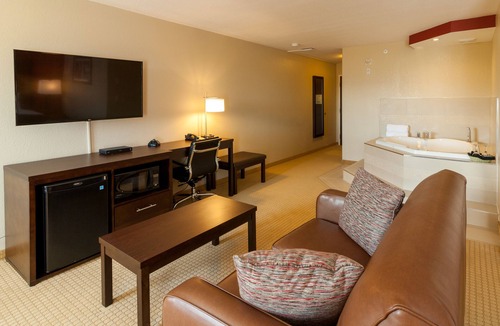 East Kootenay Hotel | The Kanata by BCMInns Invermere